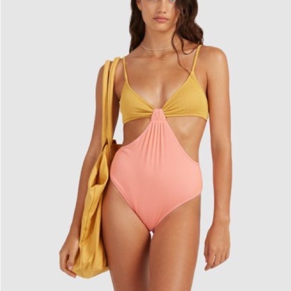 Hi Life Freya Onepiece - Billabong - NWT - size L